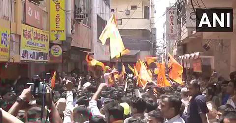 ಹಿಂದೂಪರ ಸಂಘಟನೆಗಳ ಪ್ರತಿಭಟನೆ.