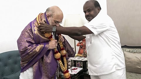 ಎಚ್ ಡಿ ಕುಮಾರಸ್ವಾಮಿ ಮತ್ತು ಅಮಿತ್ ಶಾ