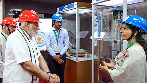ಪರಮಾಣು ವಿದ್ಯುತ್ ಸ್ಥಾವರದಲ್ಲಿ ಪ್ರಧಾನಿ ಮೋದಿ