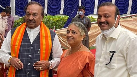 ತಂದೆ ಈಶ್ವರಪ್ಪ ಜೊತೆಗಿರುವ ಕಾಂತೇಶ್ (ಸಂಗ್ರಹ ಚಿತ್ರ)