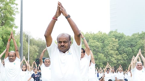 ಯೋಗ ದಿನಾಚರಣೆಯಲ್ಲಿ ಕುಮಾರಸ್ವಾಮಿ
