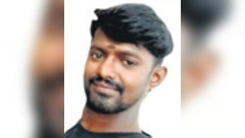 KSR ರೈಲು ನಿಲ್ದಾಣದಲ್ಲಿ ಬಾಲಕಿ ಶವ ಪತ್ತೆ ಪ್ರಕರಣ: ಪ್ರಿಯಕರನೊಂದಿಗೆ ಸೇರಿ ಪುತ್ರಿ ಹತ್ಯೆಗೈದ ತಾಯಿ, ಆರೋಪಿಗಳಿಗಾಗಿ ಪೊಲೀಸರ ಶೋಧ