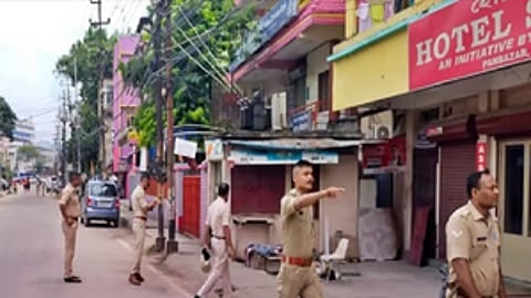ಪೊಲೀಸರಿಂದ ಶೋಧ