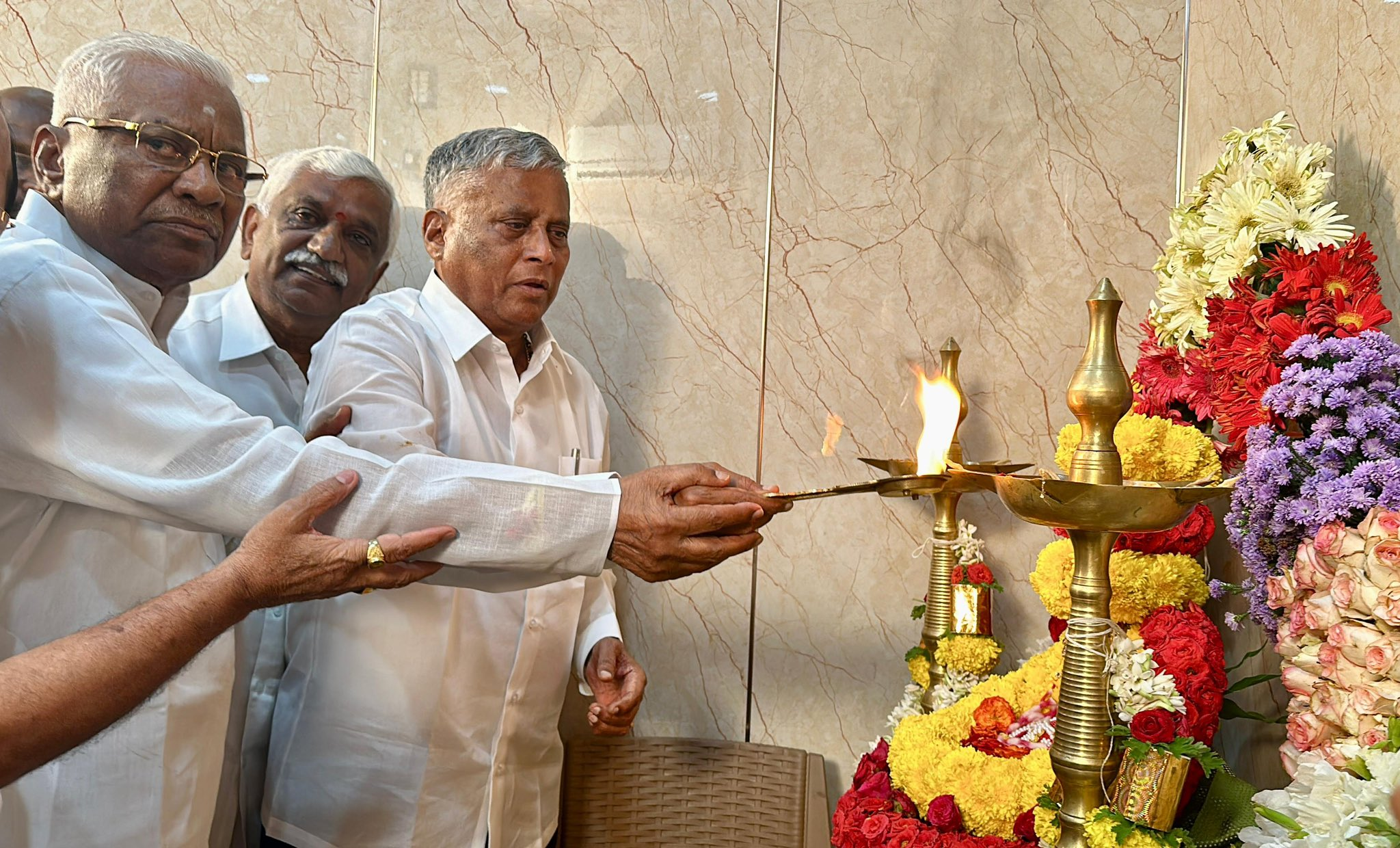 Union Minister V Somanna inaugurates MP's office