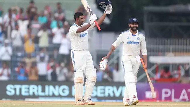 INDIA allout for 376