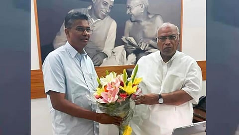 ಮಲ್ಲಿಕಾರ್ಜುನ ಖರ್ಗೆ-ಸತೀಶ್ ಜಾರಕಿಹೊಳಿ ಭೇಟಿ