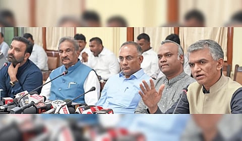 ಪ್ರಿಯಾಂಕ್ ಖರ್ಗೆ - ಕೃಷ್ಣ ಬೈರೇಗೌಡ