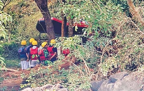 A clip shows people lining up for rafting, which is being carried out illegally in Ganeshgudi