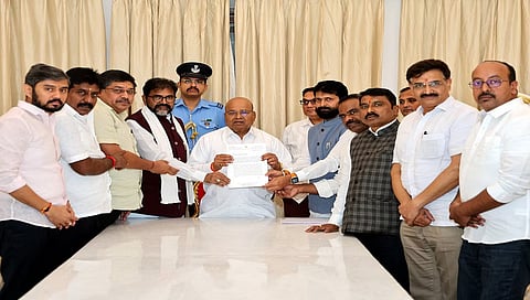 BJP leaders met Governor Thaawarchand Gehlot