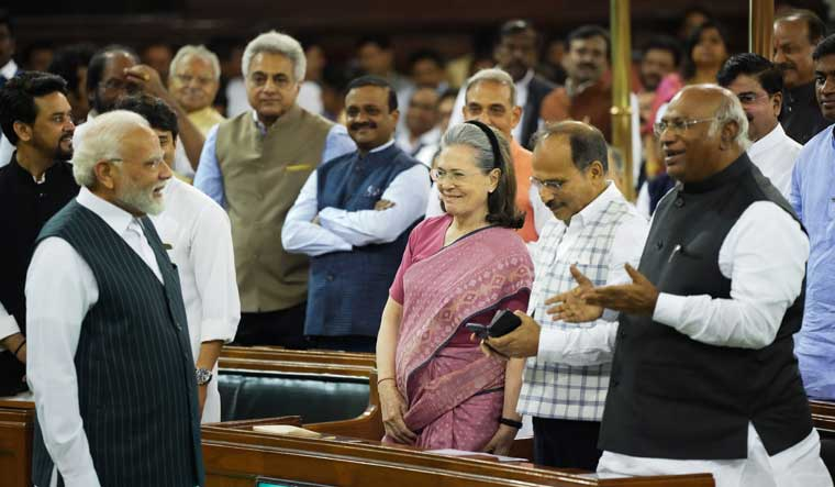 PM Modi's praise, dig and shayari dedication for Kharge