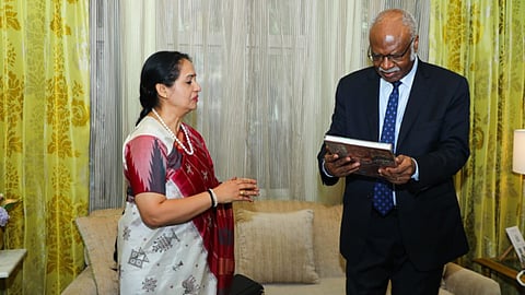 ಶಾಲಿನಿ ರಜನೀಶ್ - ಫಿಲೆಮಾನ್ ಯಾಂಗ್
