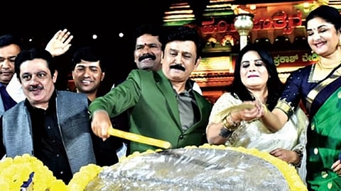 ಹಂಪಿ ಉತ್ಸವದಲ್ಲಿ ಸ್ಯಾಂಡಲ್'ವುಡ್ ತಾರೆಯರು.