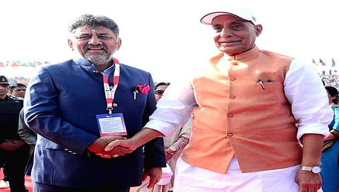ರಾಜನಾಥ್ ಸಿಂಗ್ ಮತ್ತು ಡಿ.ಕೆ ಶಿವಕುಮಾರ್