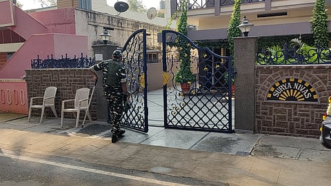 ಬಳ್ಳಾರಿ ಸಂಸದ ಇ ತುಕಾರಾಂ ಮೇಲೆ ಇಡಿ ಅಧಿಕಾರಿಗಳು ದಾಳಿ ನಡೆಸಿದ್ದಾರೆ