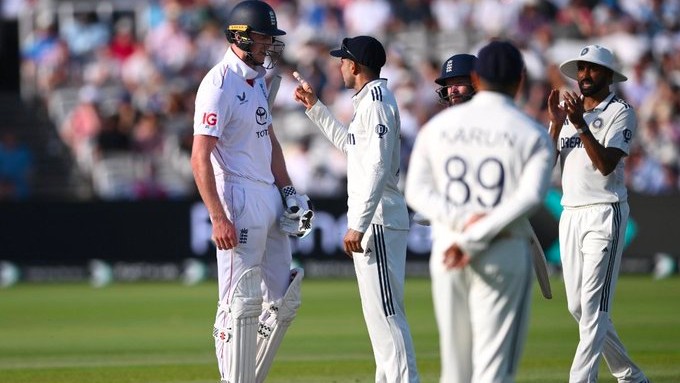 India captain sarcastically mocked Crawley, charged at him later