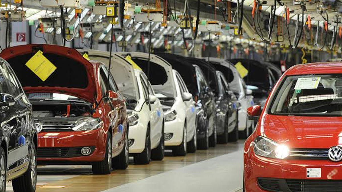 Carmakers Offer Discounts