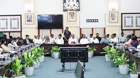 CM Siddaramaiah Meeting with Farmers