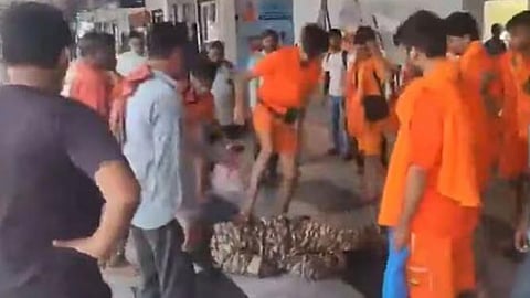 Kanwariyas punch, kick CRPF jawan