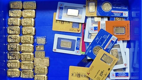 ED seized 6.75 kg of gold and bullion from Congress MLA Satish Krishna Sail's home.