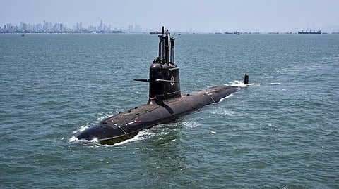 submarine Casual Images