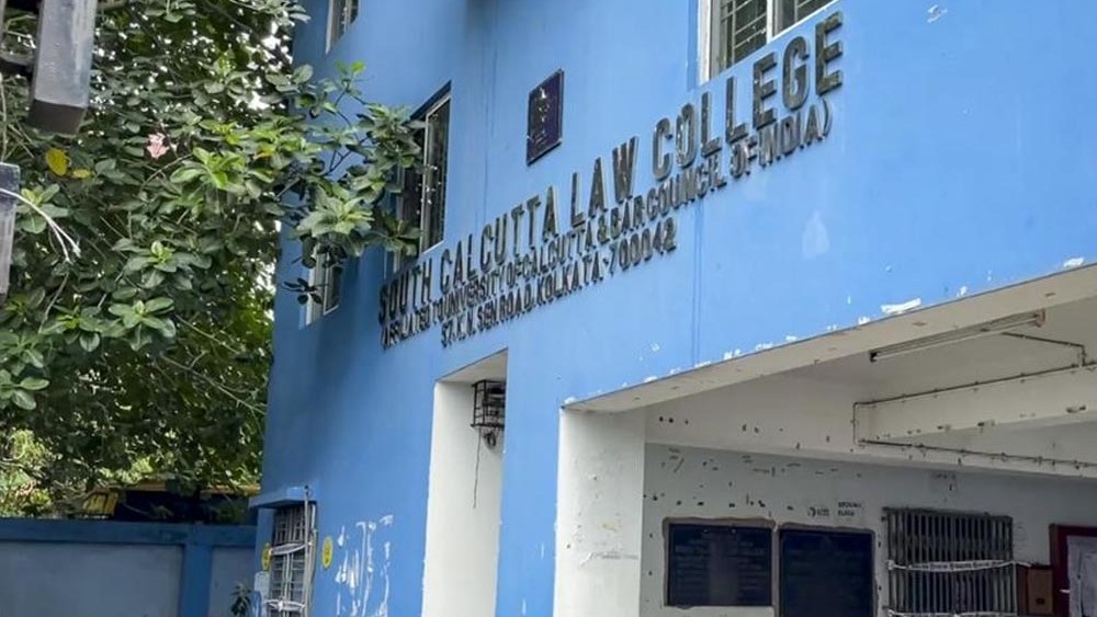 Law College Gang Rape Filmed Through Hole In Wall For Exhaust Fan