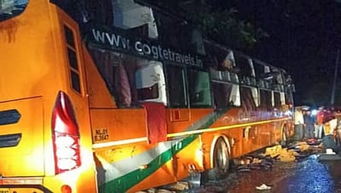 bus overturns in Belagavi