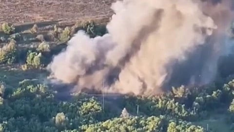 Ukraine destroys 2 Russian bridges
