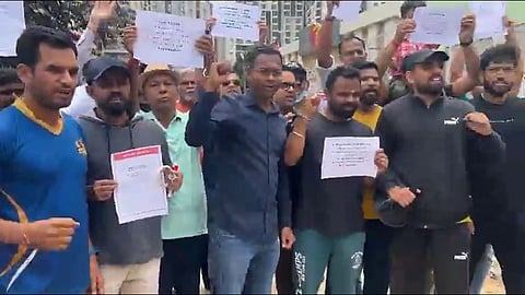 Bengaluru residents protest against potholes