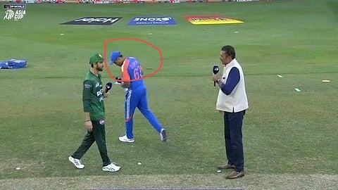 Asia Cup 2025: ಹ್ಯಾಂಡ್ ಶೇಕ್ ಇರ್ಲಿ... ಪಾಕಿಸ್ತಾನ ನಾಯಕನ ಮುಖ ಕೂಡ ನೋಡಲಿಲ್ಲ.. Suryakumar Yada! Video