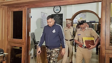 The SIT members leave after collecting the files related to the Dharmasthala mass burials case