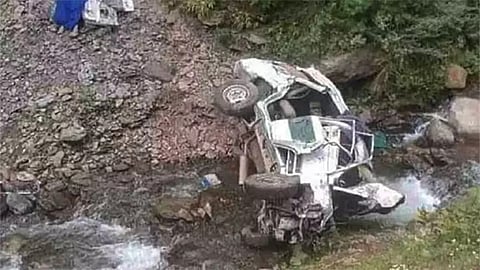 jeep plunges into ravine