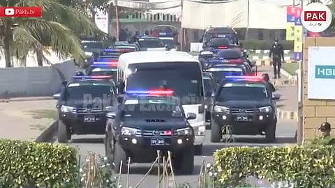 Pakistan Army Takes Over Security Of Sri Lankan Cricket Team.