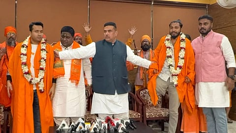 Suvendu Adhikari 'honours' men arrested for assaulting non-veg food vendors