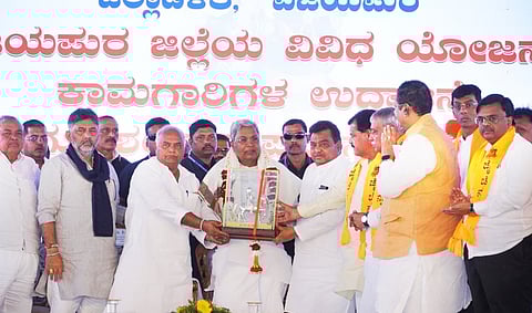 Falicitation toCM Siddaramaiah