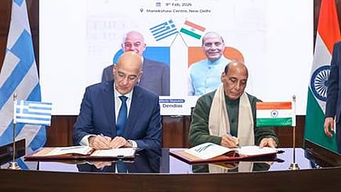 ರಾಜನಾಥ್ ಸಿಂಗ್-ನಿಕೋಲಾಸ್-ಜಾರ್ಜಿಯೊಸ್ ಡೆಂಡಿಯಾಸ್