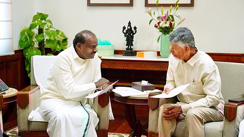 HD Kumaraswamy with CM Chandrababu Naidu