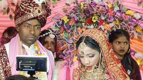 Bride Shot In Stomach On Wedding Stage In Bihar