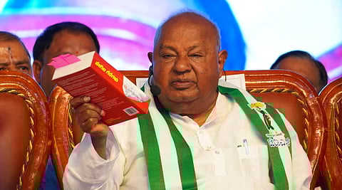 H D Deve Gowda in Vijayapura programme