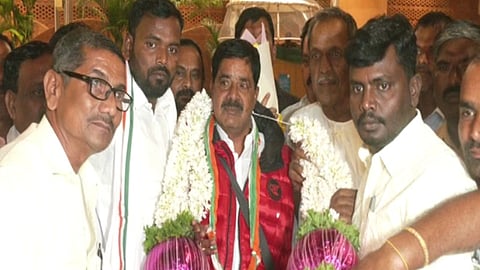 'ವಿದೇಶಕ್ಕೆ ಹೋಗಿ ಏನು ರಾಜಕೀಯ ಮಾಡೋದು?': ಫಾರಿನ್ ಟ್ರಿಪ್ ಮುಗಿಸಿ ವಾಪಸ್ಸಾದ ಕಾಂಗ್ರೆಸ್ ಶಾಸಕರು