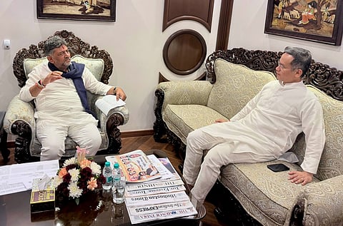 D K Shivakumar with Assam PCC president Gaurav Gogoi