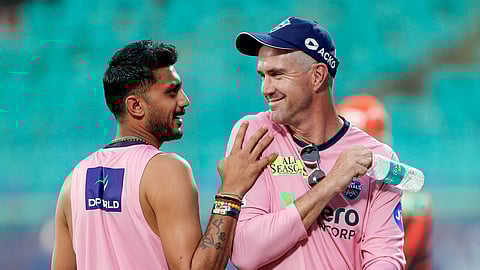 Kevin Pietersen with Axar Patel
