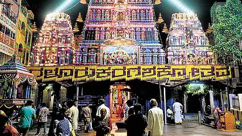 Flag hoisted for 11-day Karaga festival in Bengaluru