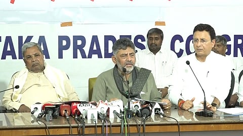 Joint press conference of AICC Secretary Surjewala, KPCC President, and CM.