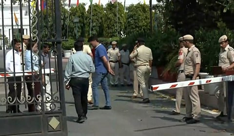 Security breach at Delhi assembly as car breaks through gate