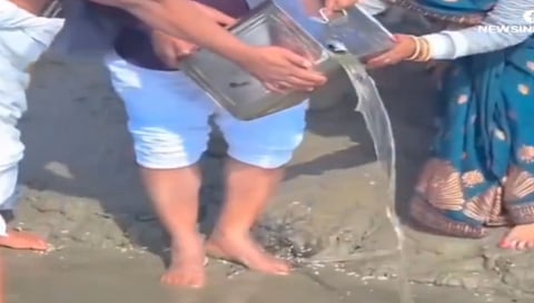 Devotees Now Pour 165 Litres Of Ghee Into The Ganga