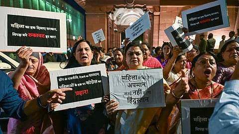 ಸತ್ಯಮೇವ ಜಯತೇ: ಲೋಕಸಭೆಯಲ್ಲಿ ಮಹಿಳಾ ಮೀಸಲಾತಿ ಮಸೂದೆಗೆ ಸೋಲಾಗಿದ್ದಕ್ಕೆ BJD ಸಂಭ್ರಮಾಚರಣೆ!