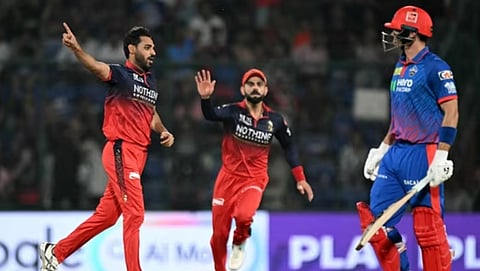 ಭುವಿ, ಹ್ಯಾಜಲ್ ವಿನಾಶಕಾರಿ ಬೌಲಿಂಗ್: 8 ರನ್ಗೆ 6 ವಿಕೆಟ್; ಪವರ್ ಪ್ಲೇನಲ್ಲಿ DC ಕಳಪೆ ದಾಖಲೆ, 75 ರನ್ಗೆ ಆಲೌಟ್!