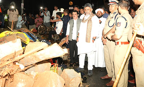 DCM D K Shivakumar and Minister Zameer Ahmed visited Bowring hospital wall collapse place