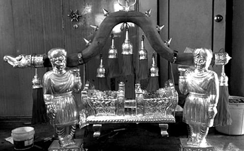 ಅಡ್ಡ ಪಲ್ಲಕ್ಕಿ ಉತ್ಸವ: ಇತಿಹಾಸ ಮತ್ತು ವಿಶ್ಲೇಷಣೆ