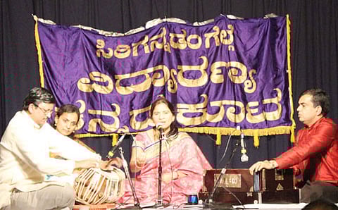 ಚಿಕಾಗೋ ವಿದ್ಯಾರಣ್ಯ ಕನ್ನಡ ಕೂಟದಿಂದ ದಾಸ ದಿನಾಚರಣೆ
